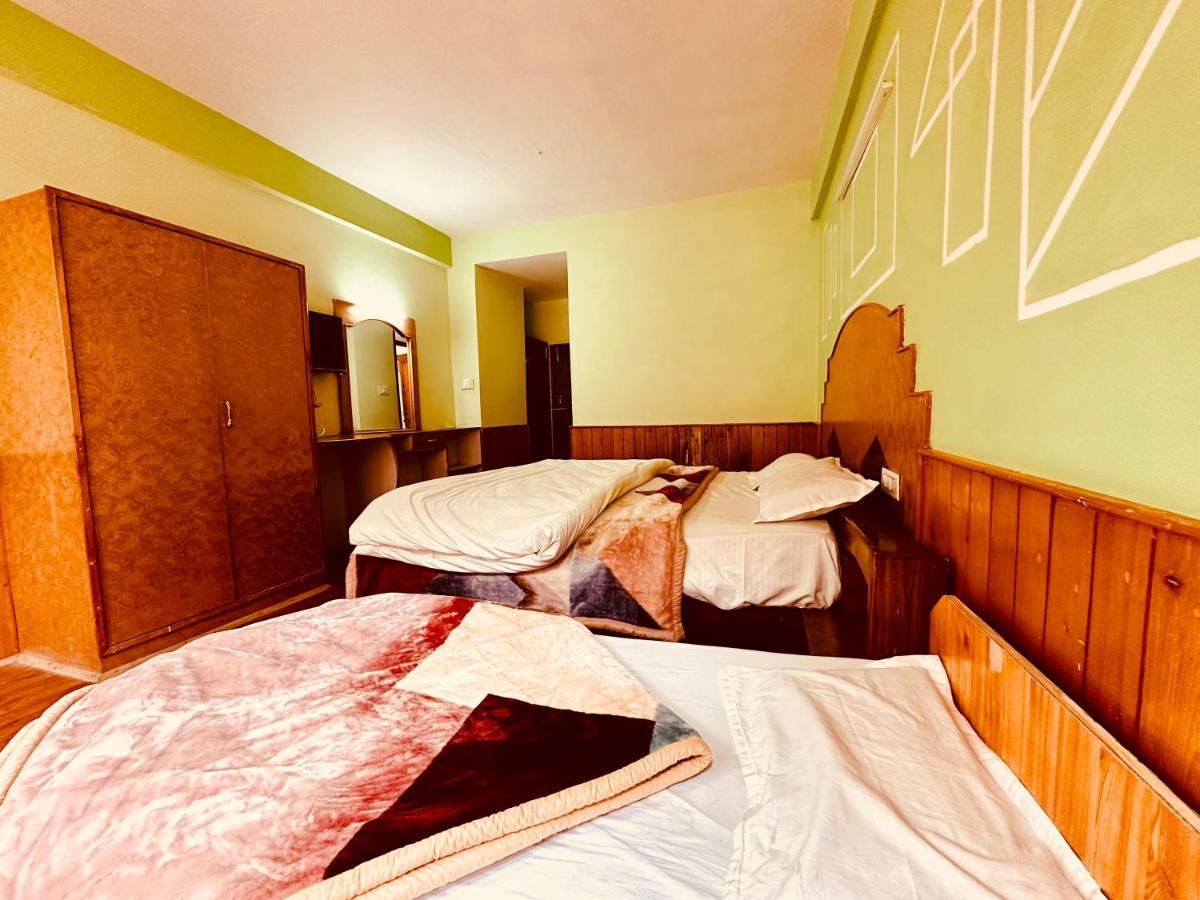 Hotel Daulat Manali Exterior photo