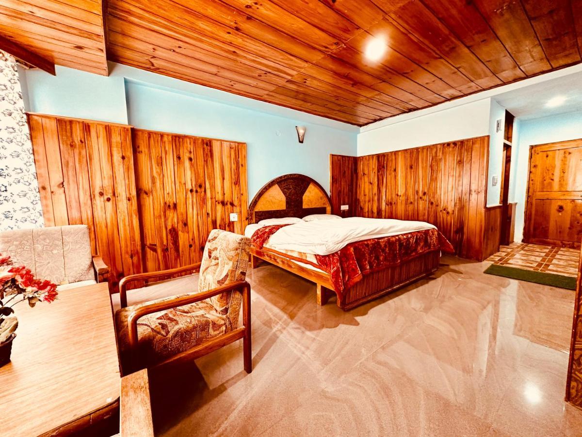 Hotel Daulat Manali Exterior photo