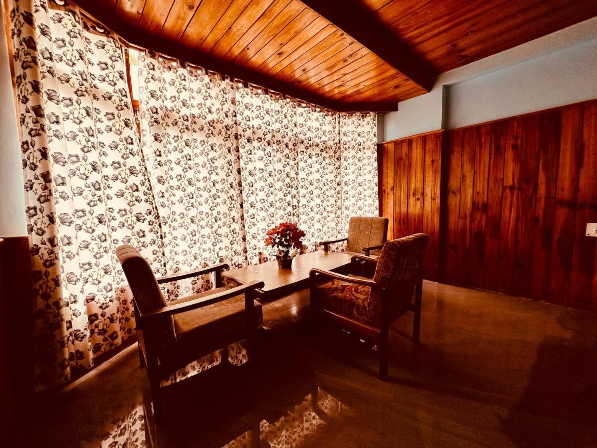 Hotel Daulat Manali Exterior photo